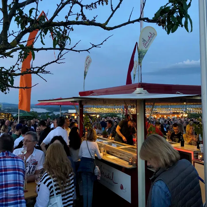 wir behalten den Durchblick